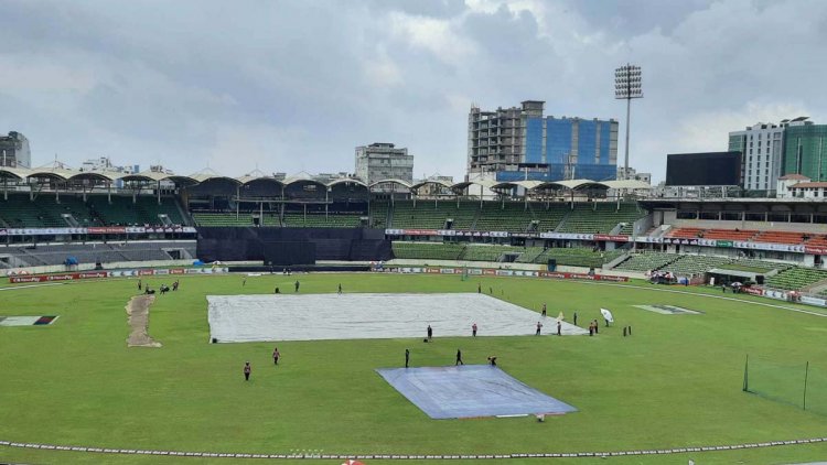 মিরপুরে চলছে রোদ-বৃষ্টির খেলা