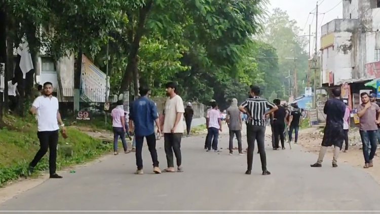  চবিতে ছাত্রলীগের দুই পক্ষের সংঘর্ষ