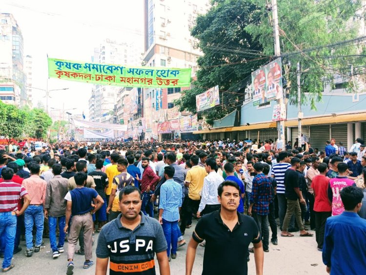 খালেদা জিয়ার সুচিকিৎসার দাবিতে নয়াপল্টনে বিএনপির সমাবেশ চলছে