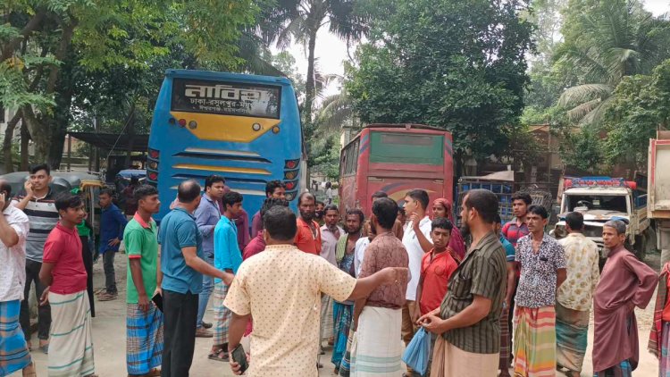 ত্রিশালে ৪ গার্মেন্টসকর্মীকে পিষে মারল বাস