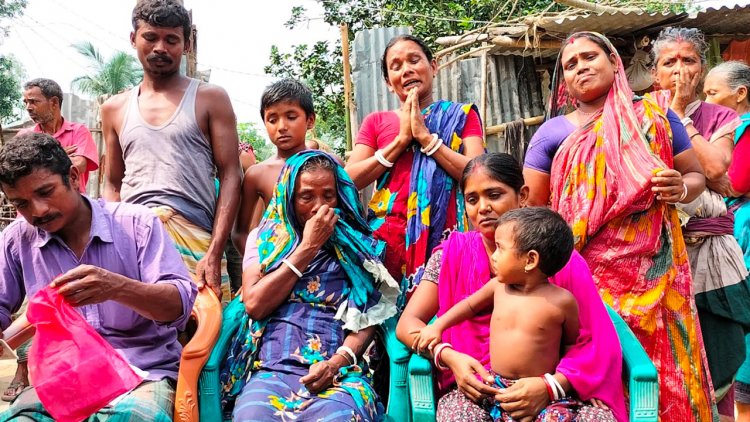 বাবার মরদেহ ভেসে গেছে ভারতে, দেড় মাসেও ফিরে পাননি ছেলে