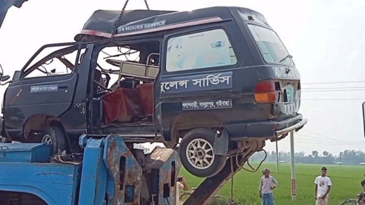 রংপুরে অ্যাম্বুলেন্স-কাভার্ডভ্যান সংঘর্ষে রোগী নিহত