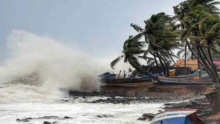 ঘূর্ণিঝড় হামুনের আঘাতে কক্সবাজারে দুজনের মৃত্যু