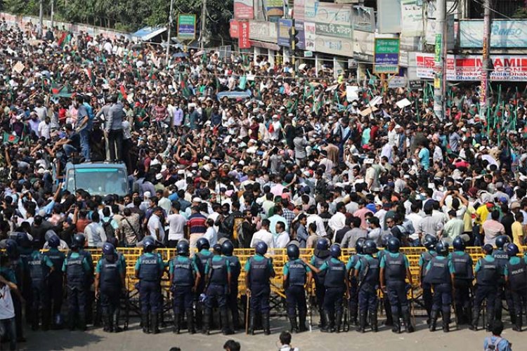 শাপলা চত্বর থেকে ফিরে আসছে জামায়াত, আরামবাগেই সমাবেশ