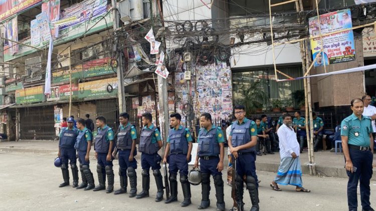 বিএনপির কার্যালয়ে ঝুলছে তালা, অবস্থান পুলিশের