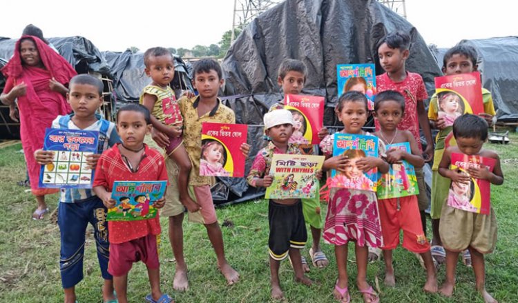 শ্রীপুরে ঝরে পড়া শিক্ষার্থীদের বিদ্যালয়ে প্রত্যাবর্তন ও শিক্ষা উপকরণ বিতরণ 