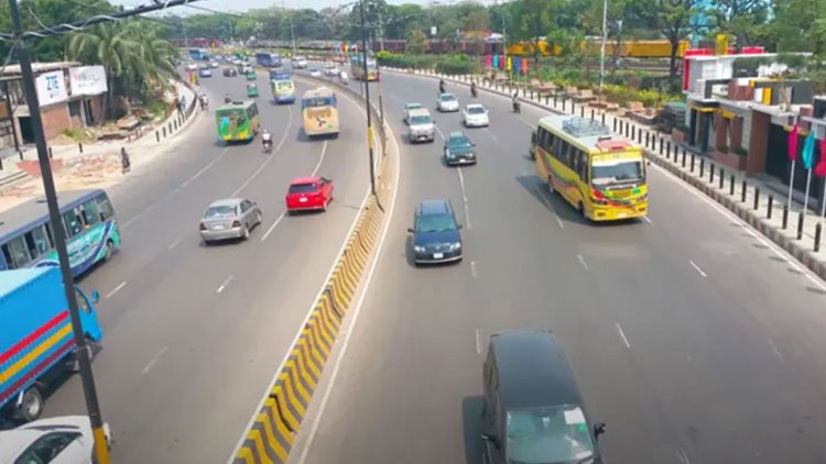 বিমানবন্দর গোলচত্বর এলাকায় পিকআপের ধাক্কায় ব্যবসায়ীর মৃত্যু