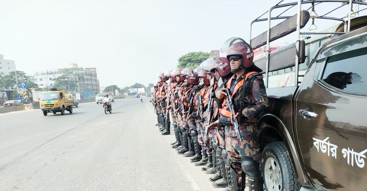 সারাদেশে ১৫৭ প্লাটুন বিজিবি মোতায়েন, টহলে র‌্যাবের ৪১৮ দল