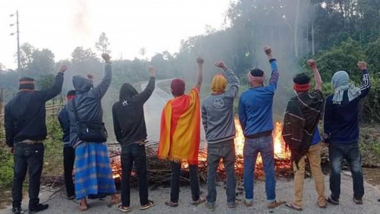 খাগড়াছড়িতে চলছে ইউপিডিএফের অবরোধ