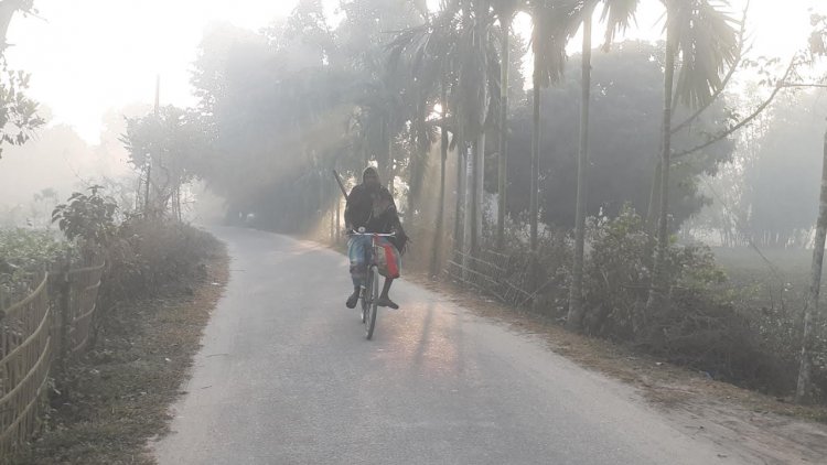 ফের ঘন কুয়াশার চাদরে পঞ্চগড়, ১১.৩ ডিগ্রি তাপমাত্রা রেকর্ড