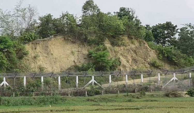 মিয়ানমার সীমান্তে গোলাগুলির শব্দ, আতঙ্কে এলাকাবাসী