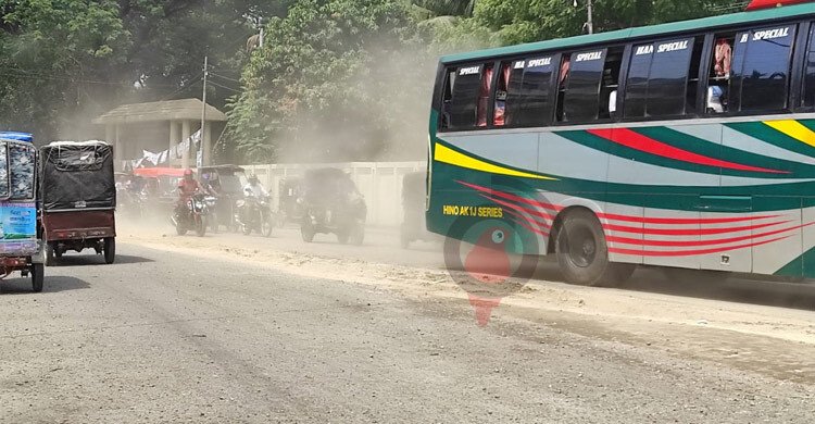 খুবই অস্বাস্থ্যকর বায়ু নিয়ে ঢাকা আজ দ্বিতীয়