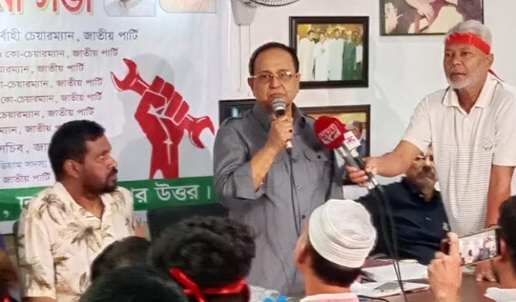 সুযোগ থাকলেও যুদ্ধে যাননি, গাড়িতে পতাকা ওড়াচ্ছেন, কাদেরকে ফিরোজ