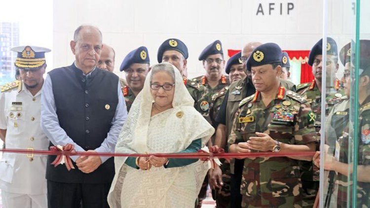 আশ্রমকাণ্ডে দায় এড়াতে পারেন না মিল্টনের স্ত্রী