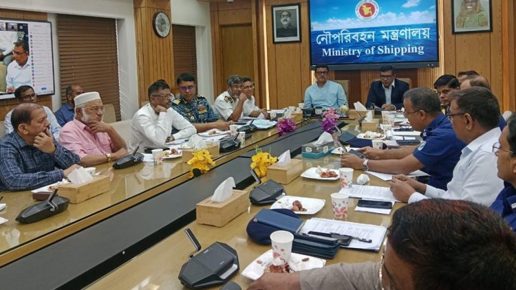 নৌপথে গোয়েন্দা নজরদারি বাড়ানোর নির্দেশ প্রতিমন্ত্রীর