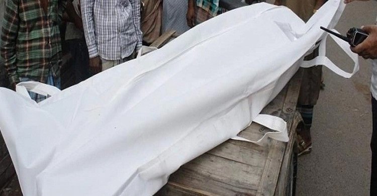 বিকল গাড়ির পেছনে কাভার্ডভ্যানের ধাক্কা, নিহত ২