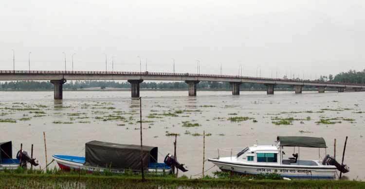  ৮ অঞ্চলে বজ্রসহ বৃষ্টি হতে পারে, নদীবন্দরে সতর্ক সংকেত