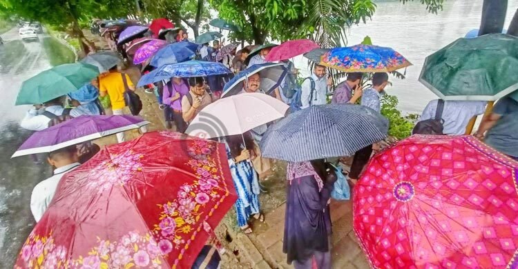  ঢাকায় গুঁড়ি গুঁড়ি বৃষ্টি, থাকতে পারে সপ্তাহজুড়ে