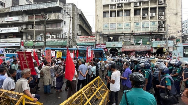 বামজোটের স্বরাষ্ট্র মন্ত্রণালয় ঘেরাও কর্মসূচিতে পুলিশের বাধা