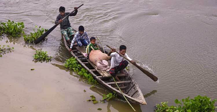  আসামে বন্যা পরিস্থিতির উন্নতি নেই, মৃতের সংখ্যা বেড়ে ৭০