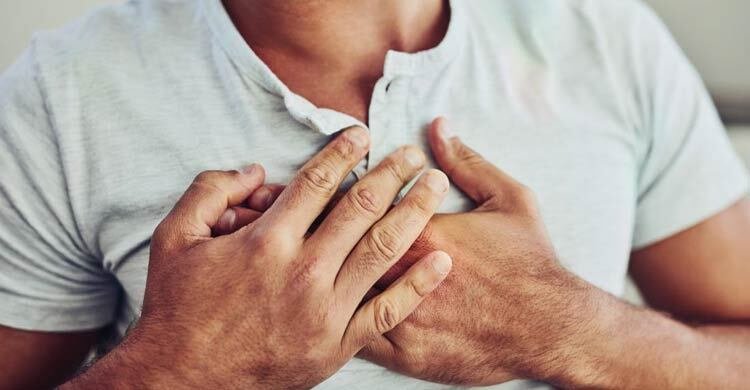 হৃদরোগের ঝুঁকি কমে যে মাছ খেলে