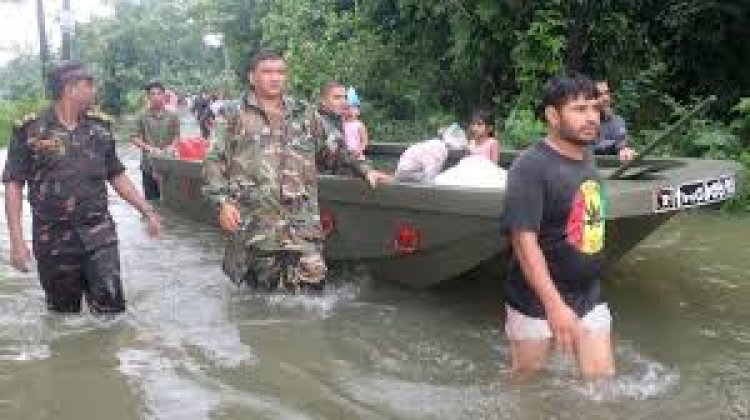 বন্যার্তদের উদ্ধারে ৬ জেলায় সেনা মোতায়েন