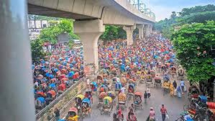 আলটিমেটাম দিয়ে শাহবাগ ছেড়েছেন রিকশাচালকরা