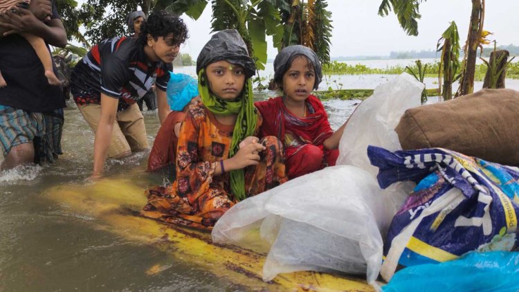 বন্যায় এখনও ঝুঁকিতে ২০ লাখ শিশু : ইউনিসেফ