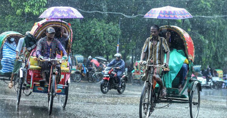 ৫ বিভাগে অতিভারী বৃষ্টির আভাস, চট্টগ্রামে ভূমিধসের শঙ্কা