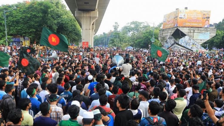 পুলিশ কর্মকর্তাদের শঙ্কা, এভাবে চললে মৃত্যু ঘটবে জুলাই বিপ্লবের,স্থানীয়দের পাশাপাশি মুক্তি পাচ্ছেন বড় নেতারাও