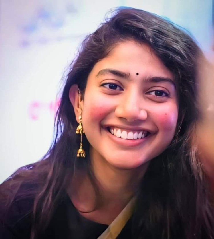 যে বিশেষ দিনের জন্য দাদির দেওয়া শাড়ি তুলে রেখেছেন সাই পল্লবী