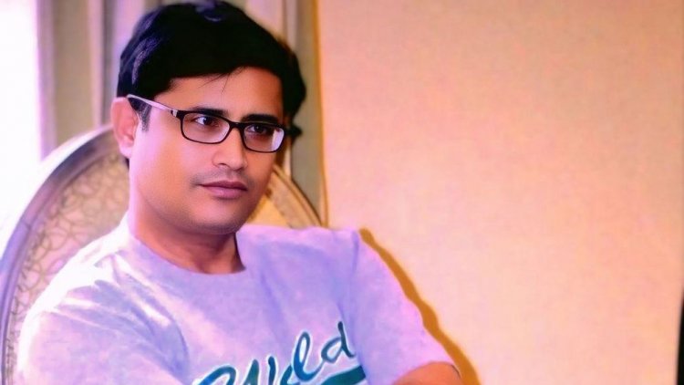 এখন স্পর্শকাতর সময়, বিতর্কে পক্ষ নেওয়া উচিত নয়: মারুফ কামাল খান