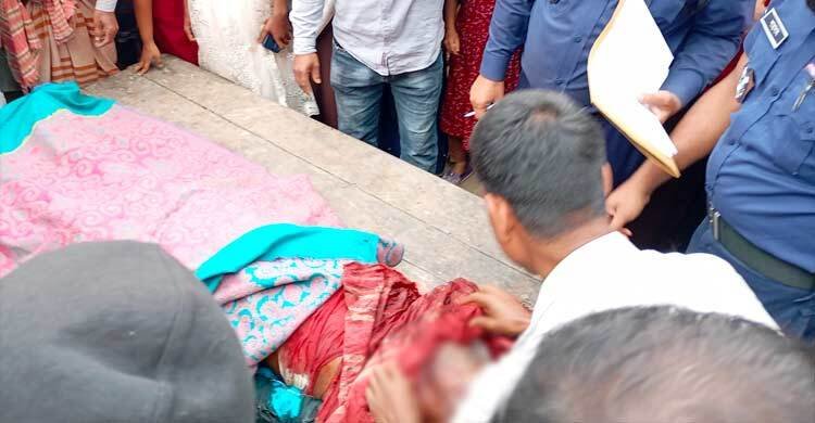 বাঁশ কাটতে বলায় বাবাকে কুপিয়ে হত্যা