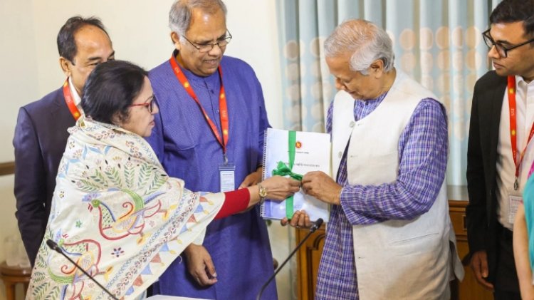 গণমাধ্যম সংস্কার প্রস্তাবের মধ্যে এখনই বাস্তবায়নযোগ্যগুলো দ্রুত করে ফেলতে চাই- প্রধান উপদেষ্টা