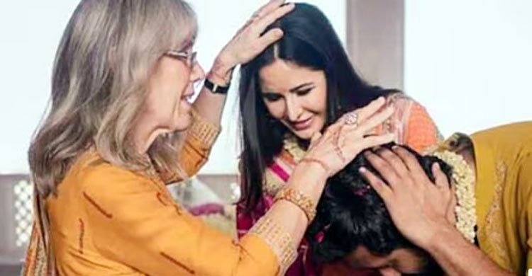 বলিউড নায়িকাদের মায়েরা কে কী করেন