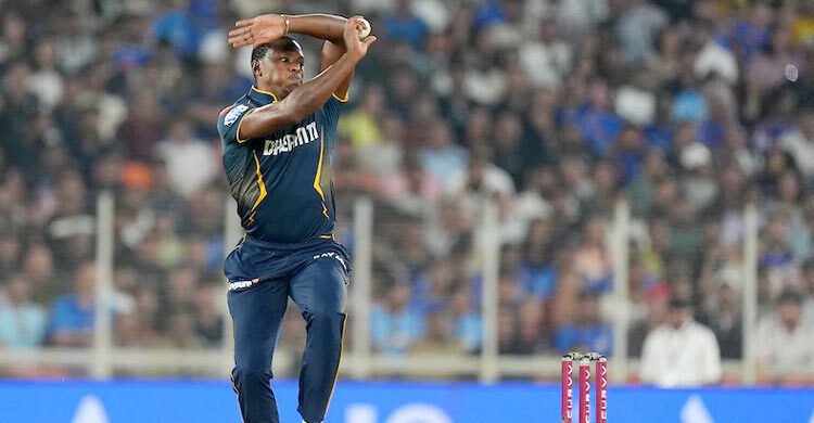 আইপিএল রেখে হঠাৎ দেশে ফিরলেন রাবাদা