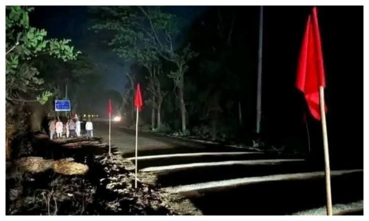 চট্টগ্রাম-কক্সবাজার মহাসড়ক তিন দিনেই ঝরেছে ১৬ প্রাণ, দুর্ঘটনাস্থলে বসলো গতিরোধক