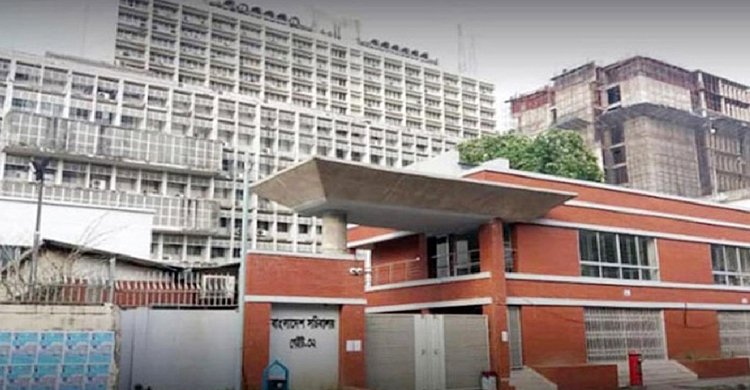 মন্ত্রণালয়গুলোতে কর্মকর্তা সংকট, কাজের ভারে ন্যুব্জ অনেকে