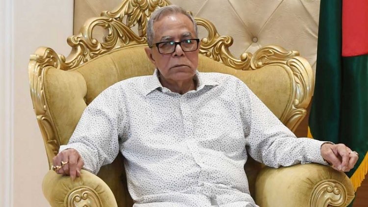 সাবেক রাষ্ট্রপতি হামিদের দেশত্যাগ তীব্র প্রতিক্রিয়া ৪ পুলিশ কর্মকর্তার বিরুদ্ধে ব্যবস্থা