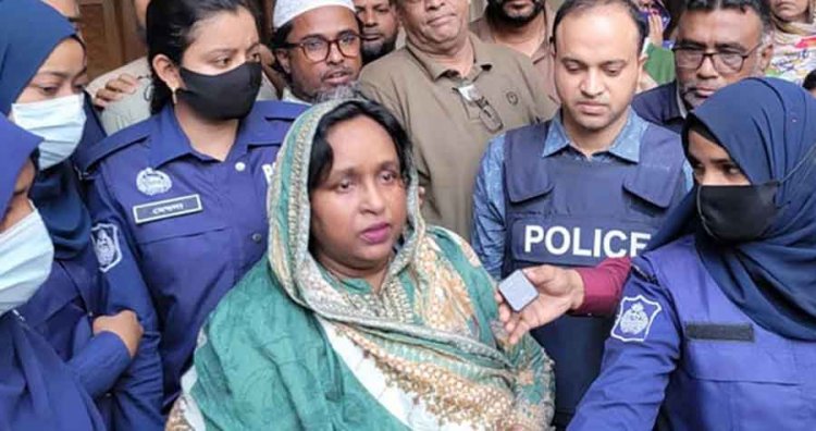 আরও দুই মামলায় গ্রেফতার দেখানো হলো আইভীকে