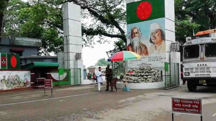 স্থলবন্দর দিয়ে বাংলাদেশ থেকে পোশাকসহ বিভিন্ন পণ্য আমদানি বন্ধ করলো ভারত