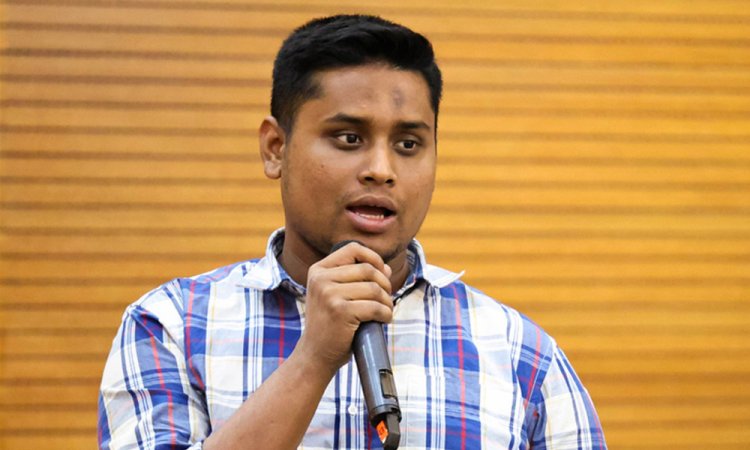প্রয়োজনে সেনাবাহিনীর সঙ্গে কাঁধে কাঁধ মিলিয়ে লড়াই করব : হাসনাত