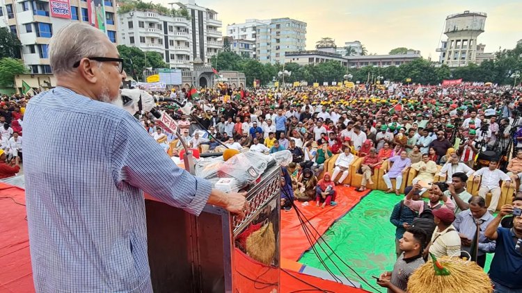 আগামী ডিসেম্বরের মধ্যে নির্বাচন হতে হবে- নজরুল ইসলাম খান