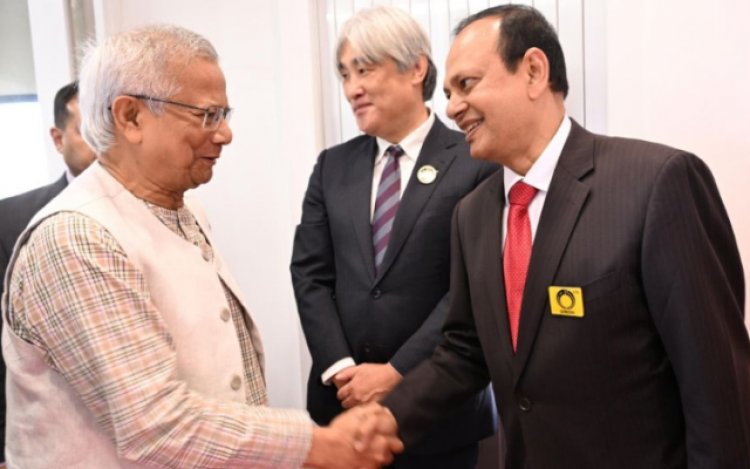 জাপানে পৌঁছেছেন প্রধান উপদেষ্টা