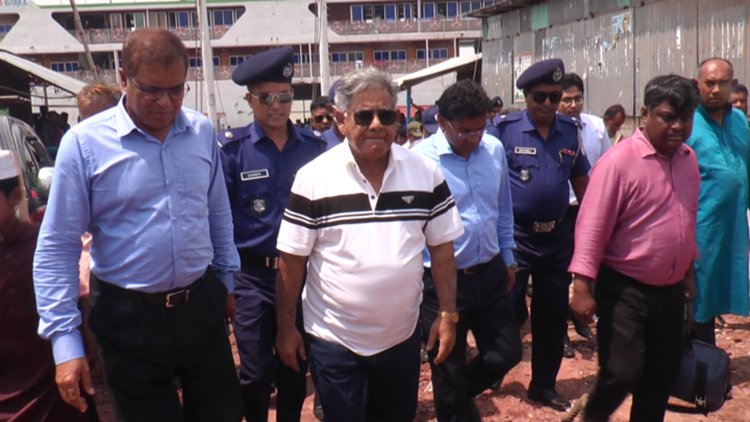 এবারও নৌপথে ঘরে ফেরা মানুষের কোনো সমস্যা হবে না: উপদেষ্টা