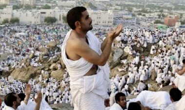 আরাফার দিন দোয়া করার উত্তম সময়, যে দোয়া পড়তে ভুলবেন না