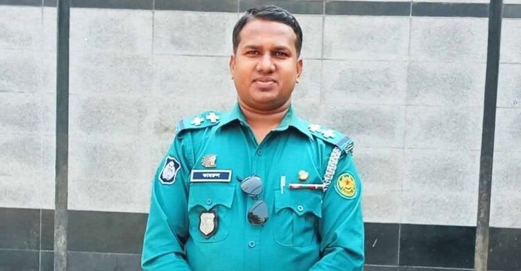  বাসের ধাক্কায় মতিঝিল থানার এসআই নিহত