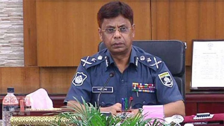 স্ত্রী-ছেলেসহ সাবেক আইজিপি শহীদুলের ২৩ ব্যাংক হিসাব অবরুদ্ধ