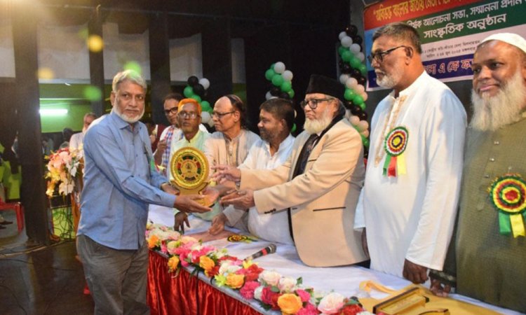 শেরে বাংলা স্মৃতি পদক পেলেন নিজাম উদ্দিন চৌধুরী