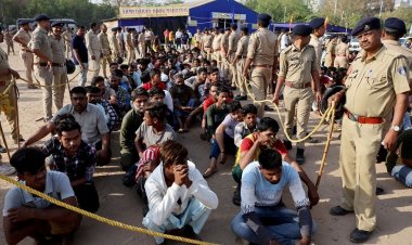 বেআইনিভাবে শত শত মুসলিমকে বাংলাদেশে ফেরত পাঠাচ্ছে ভারত
